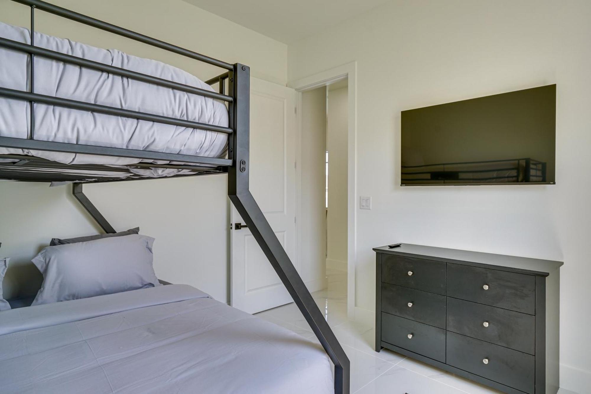 Вілла Cape Coral Escape Furnished Lanai And Private Pool! Екстер'єр фото